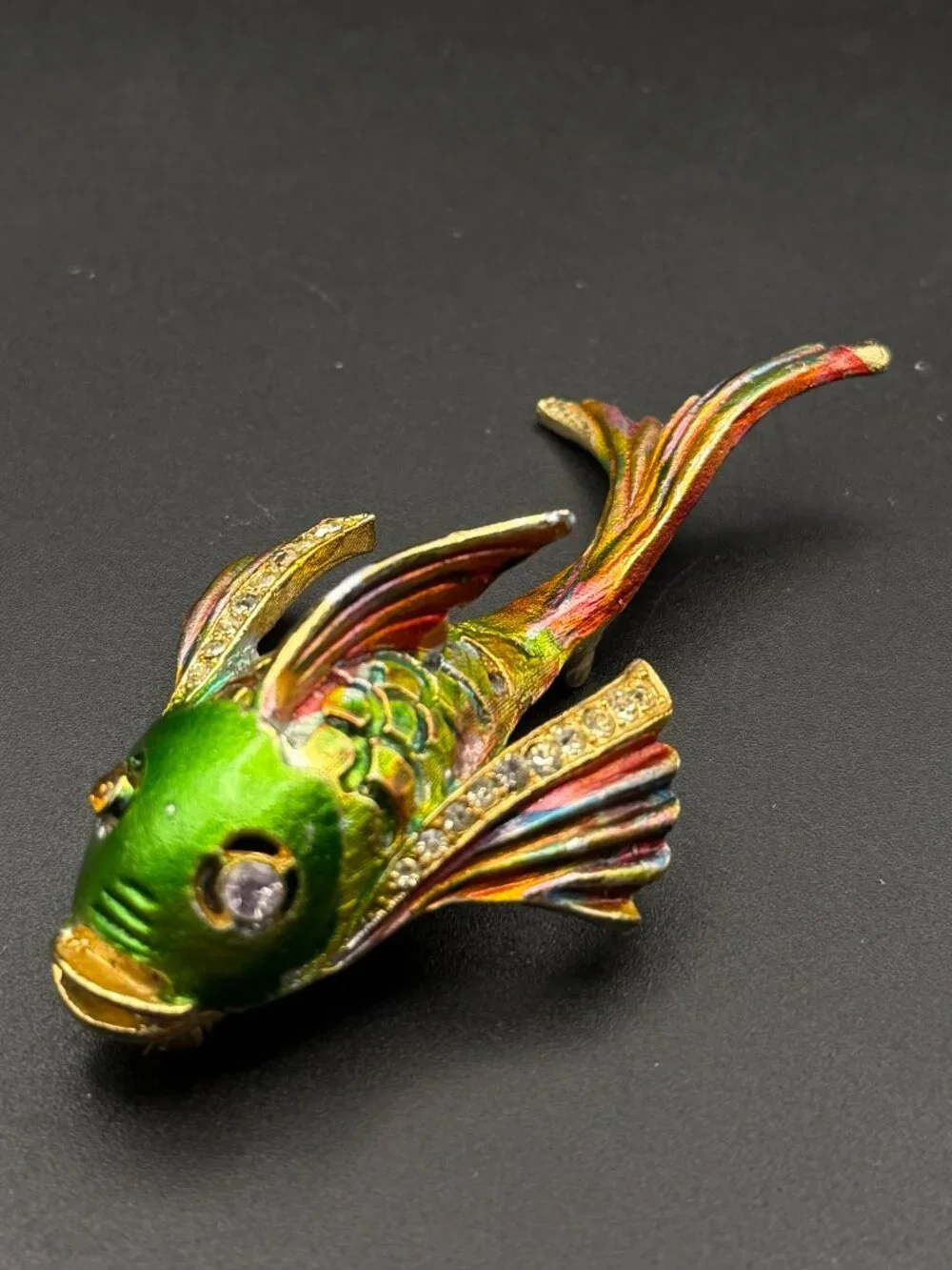 Vintage Unsigned Enamel koi Fish Brooch Pin Rhinestone Gold Tone Colorful